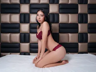 Show privé avec BellaMontblanc