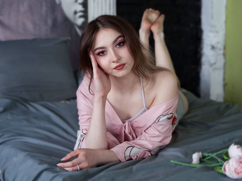 mianels profile