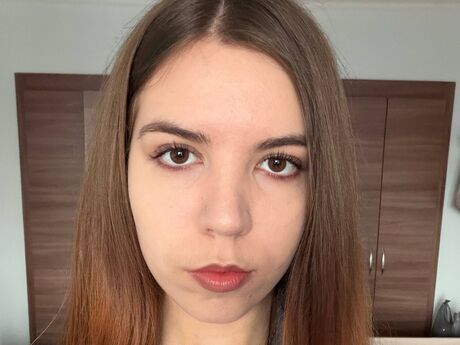 Chat with StarrFelske