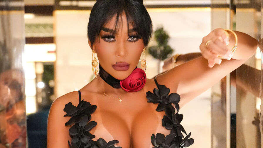 Watch Dolce live on Sex Girls Blend