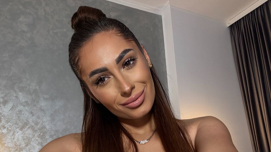 AvaLynn cam, AvaLynn webcam