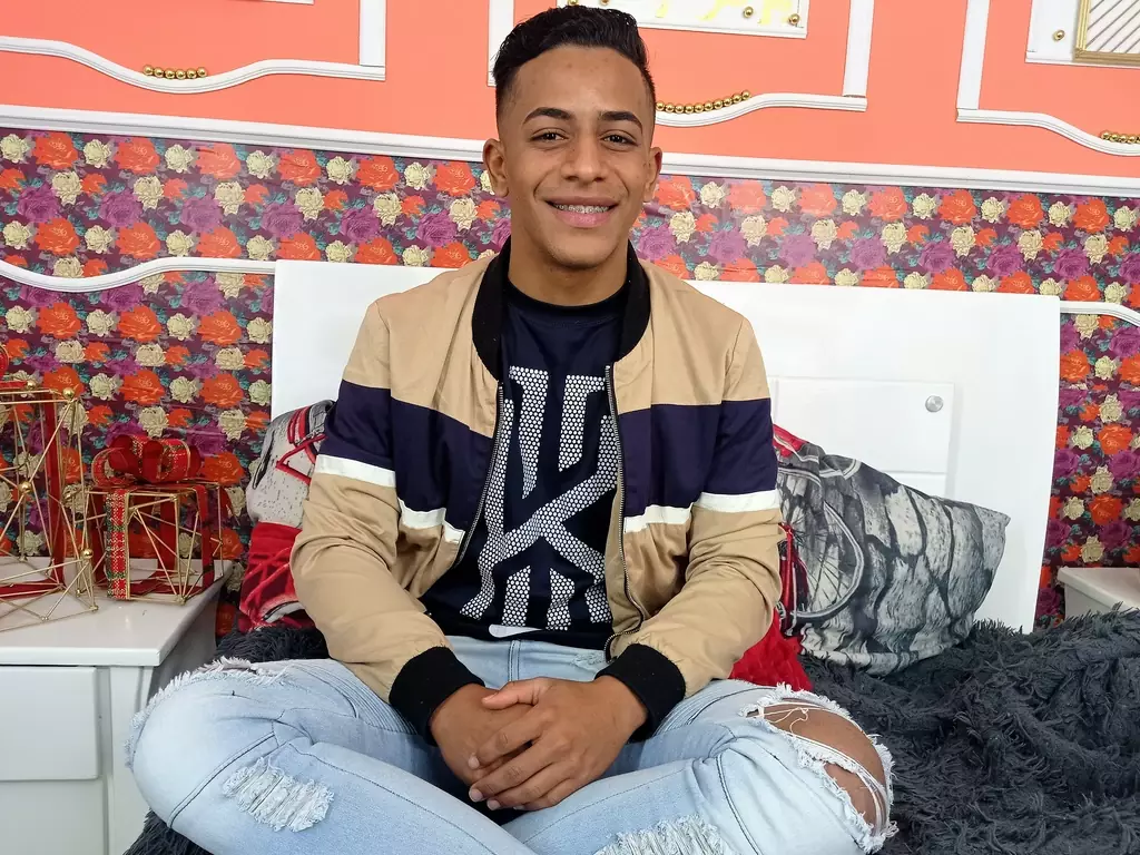 AlexanderSalas Chatraum