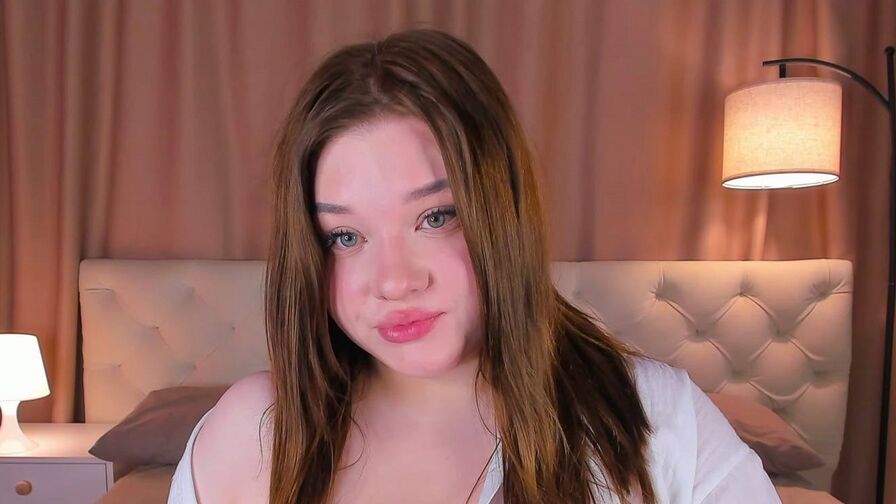 Watch KathyLinner live on shemalefreeporn.net