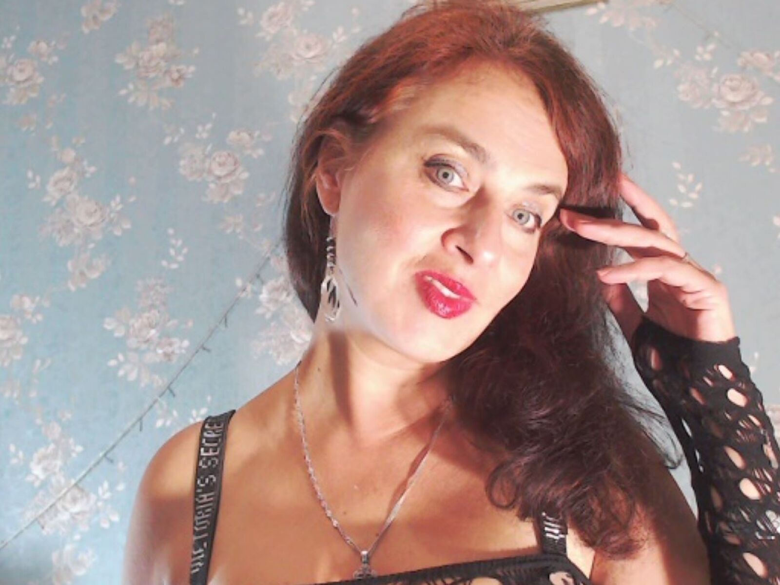 Live cam for LucianaLuxe