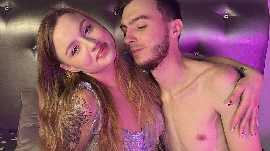 Live Sex Chat with EvelineGreen