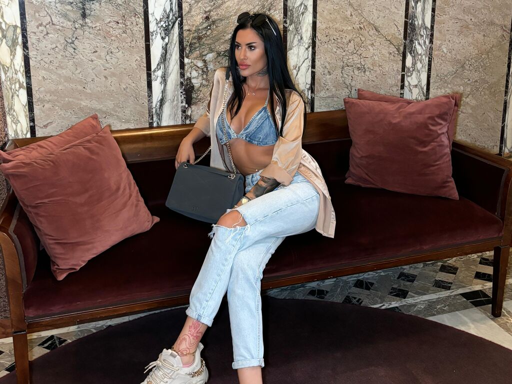 EllieKey LiveJasmin girl cam photo