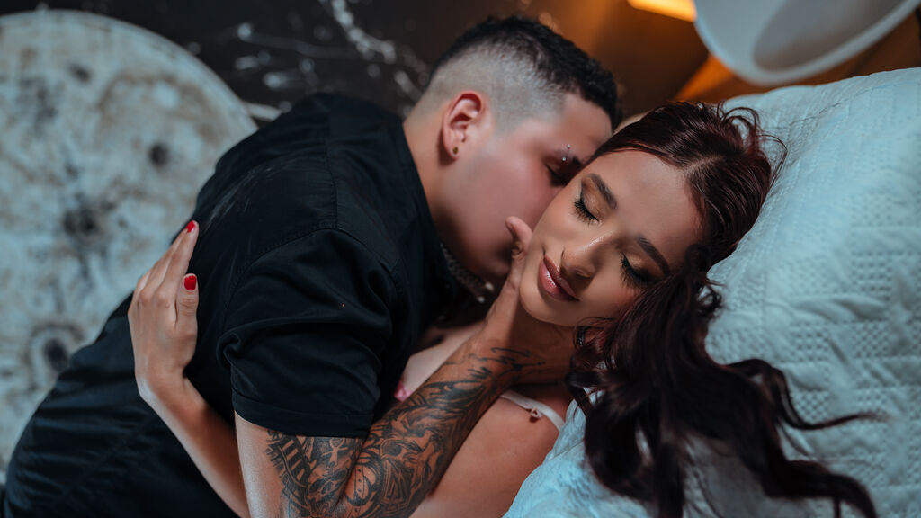 MarckAndPhiliip live cam model at LiveJasmin