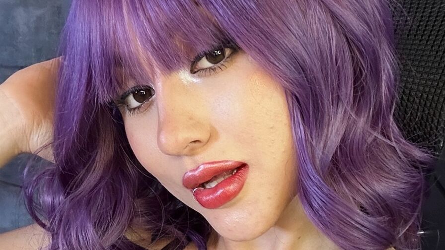 Free Naked SabrinaDrake