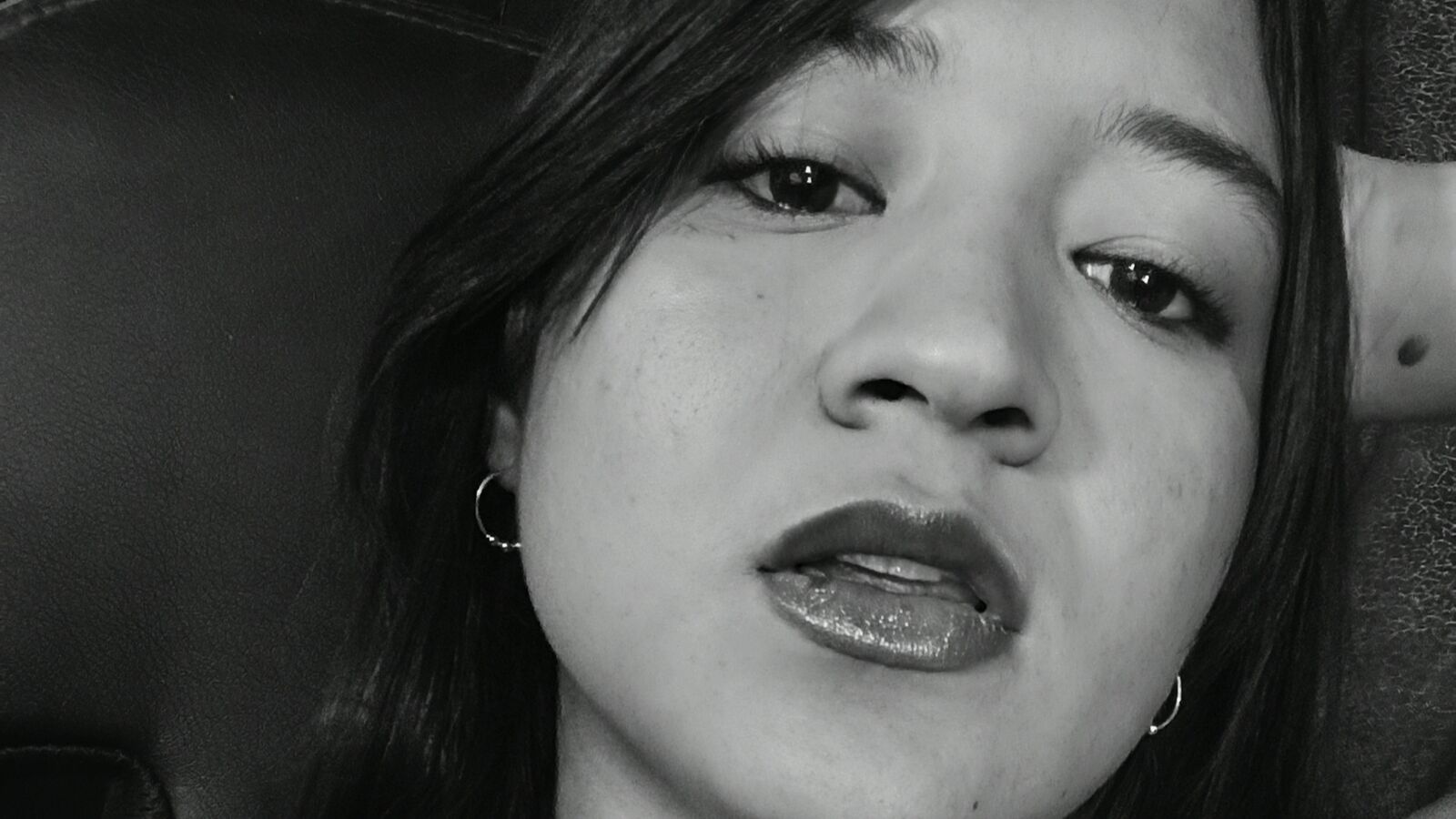 TinaHupson erotic portrait