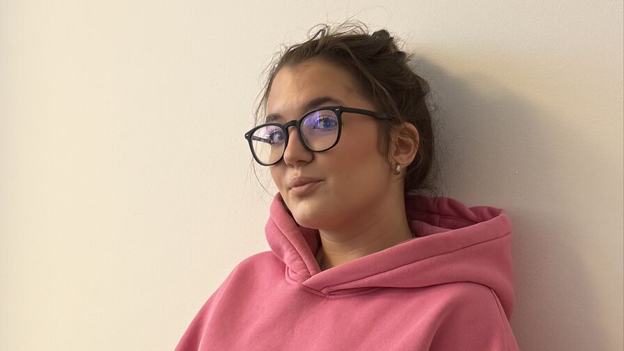 CristineHoesing's Sex ChatRoom