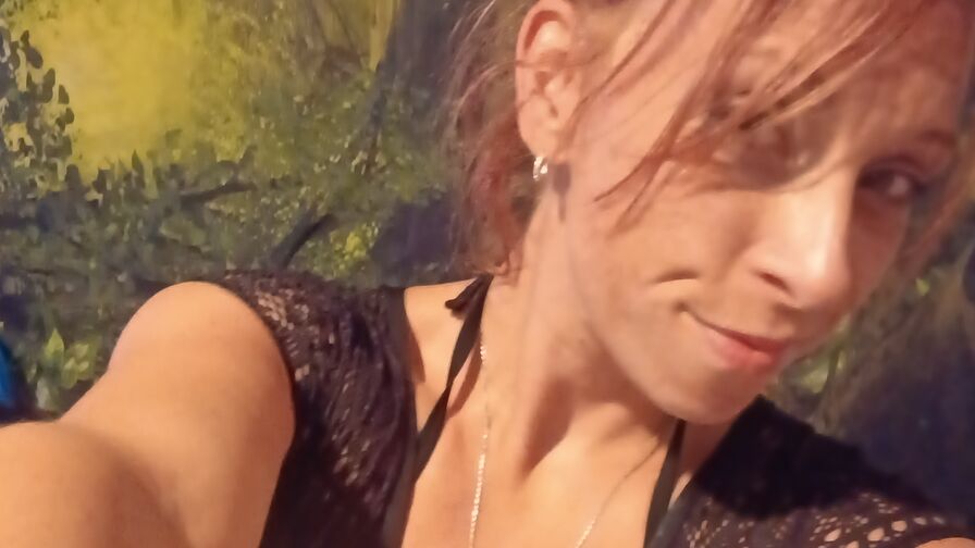 MollyDevine Amateur Masturbating
