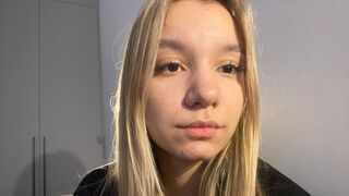 Kostenlos Nackt KaitlinGraham