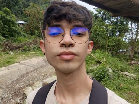 Chat with RicardoSalcedo