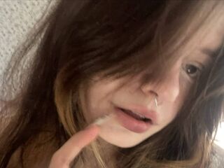 Close up, Dancing, Roleplay, Smoke cigarette, Footsex, Snapshot, Joi
