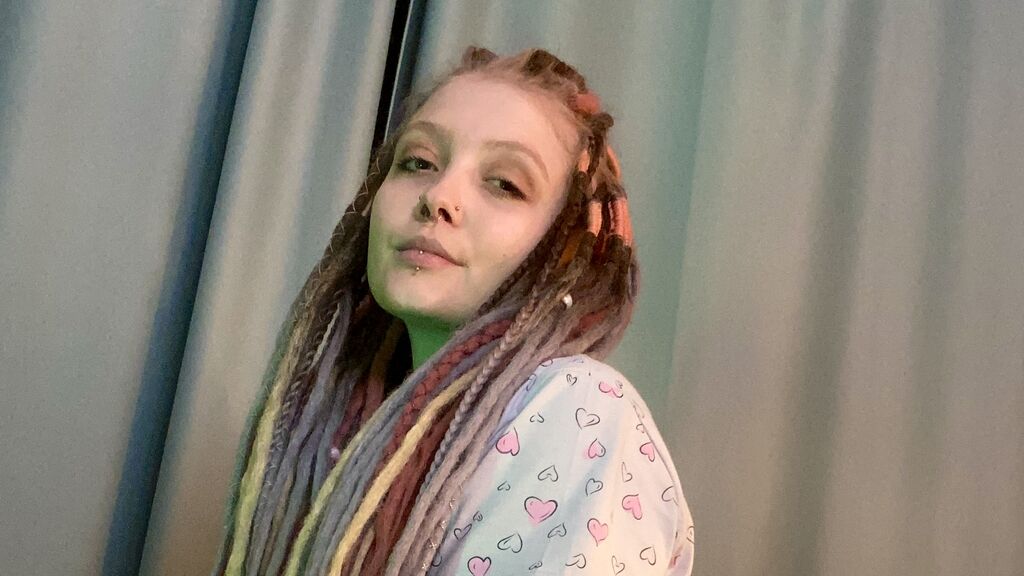 KikkiFranklin online cam on GirlsOfJasmin