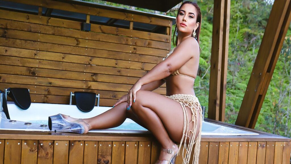 ValeryZamira live cam model at LiveJasmin