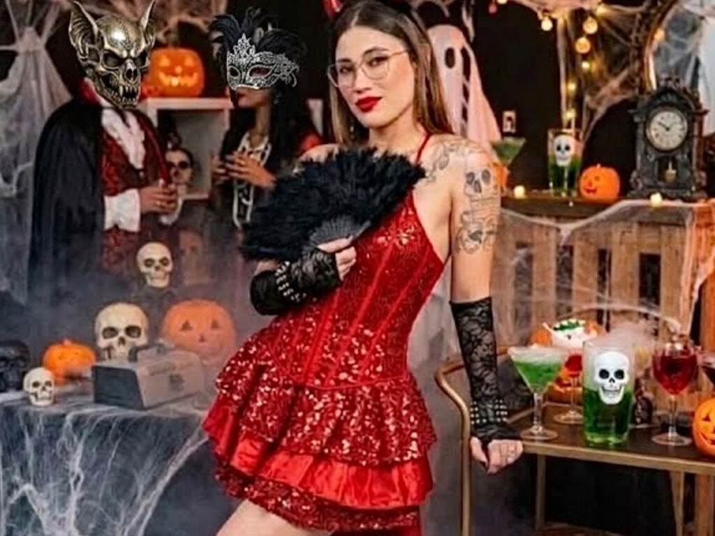 CharlotteSky LiveJasmin credits show profile