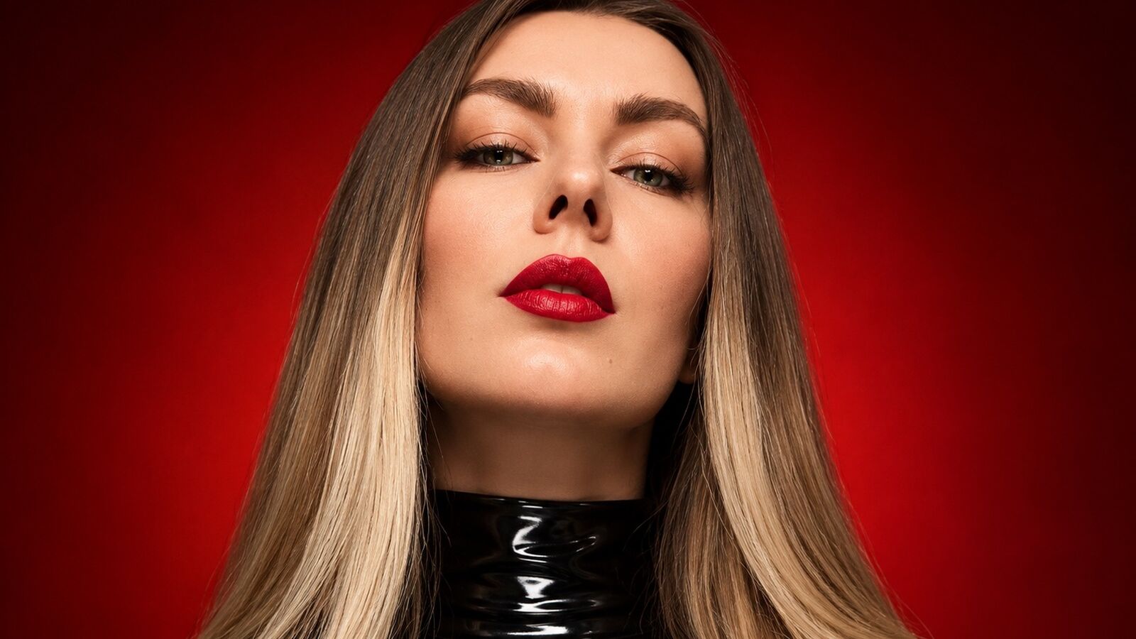 AlessandraRio glamour portrait