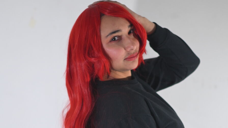 Watch EleanorLamberth live on Fleur Mature