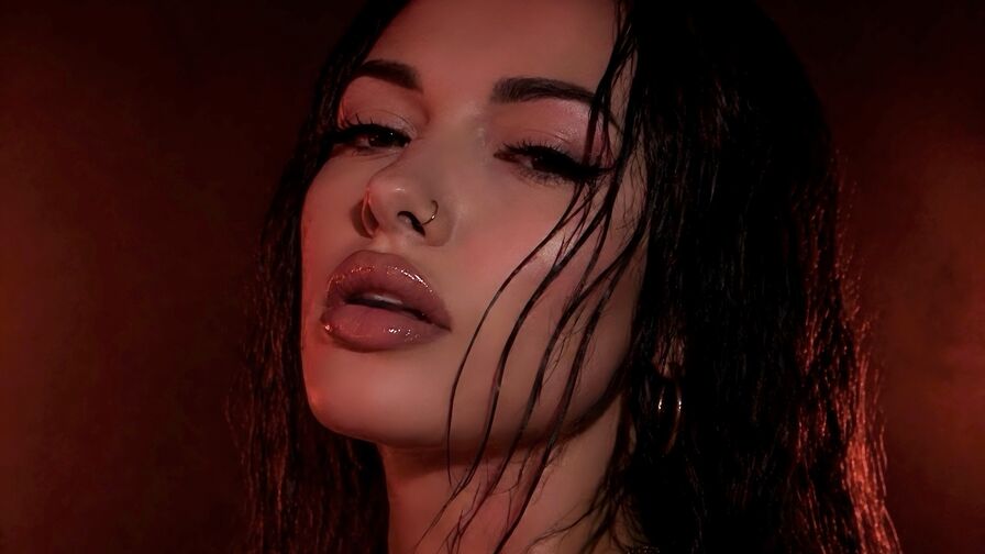 Watch AndrianaReid live on Sex Zoom