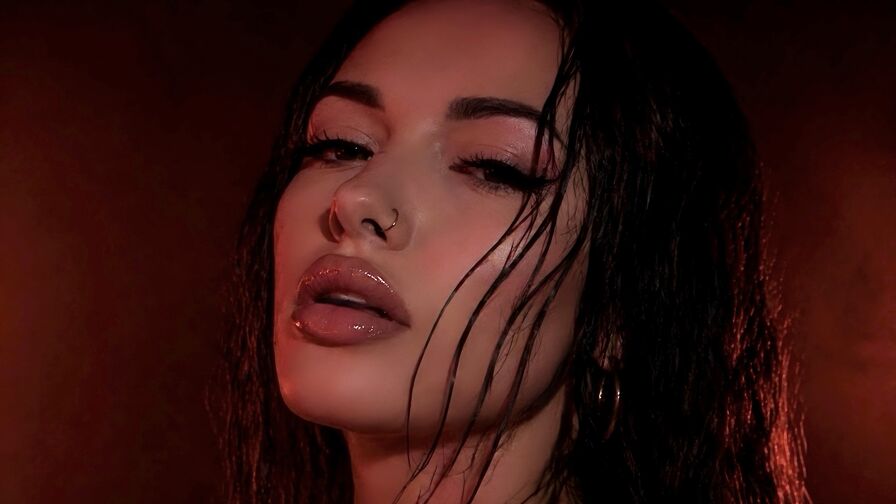 Watch AndrianaReid on RecordedMilf.com
