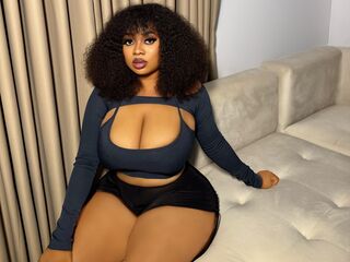 MayahWilson's Live Webcam