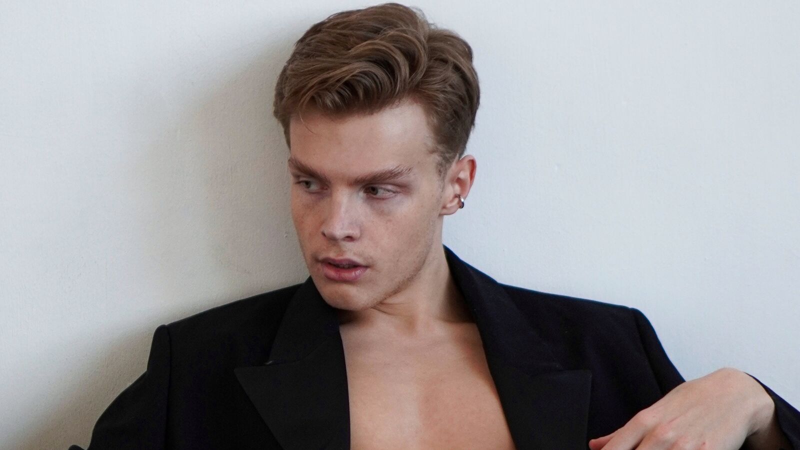 AdamDarcy glamour portrait