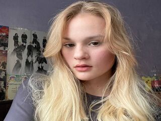 live nude chatroom HarrietFeathers