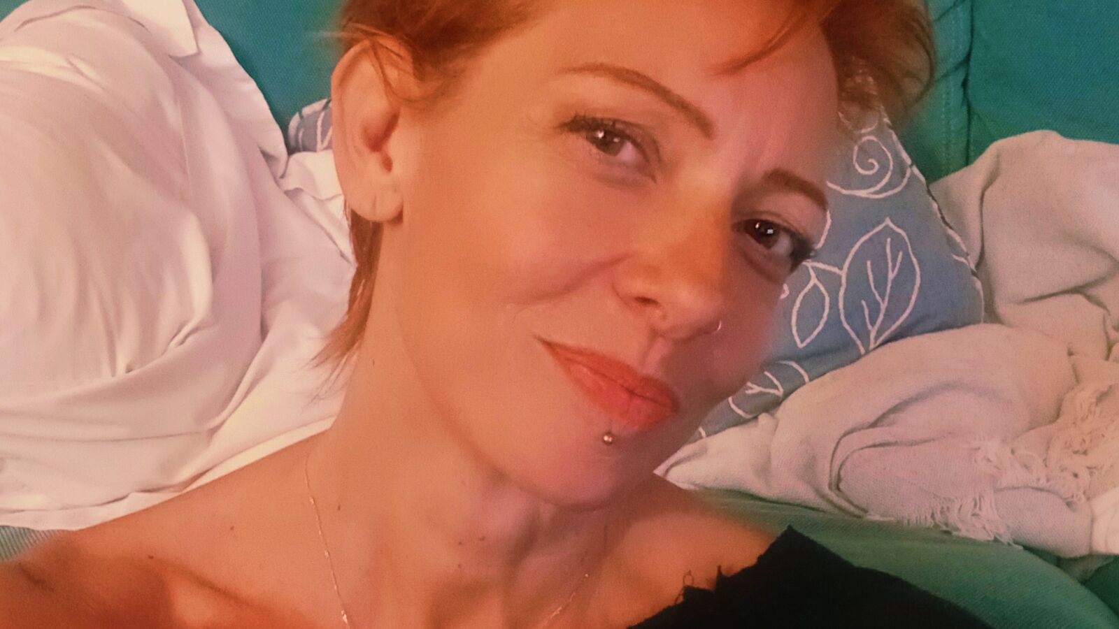 AudrieRed glamour portrait