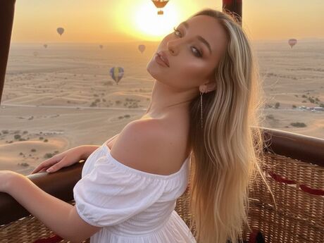 Chat with SashaHardys