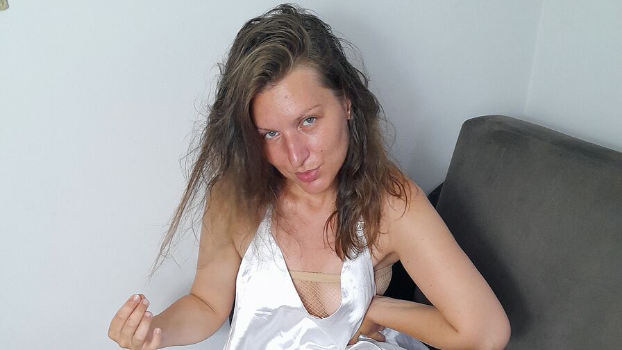 Discover GlamChristine on YoniPorn.com