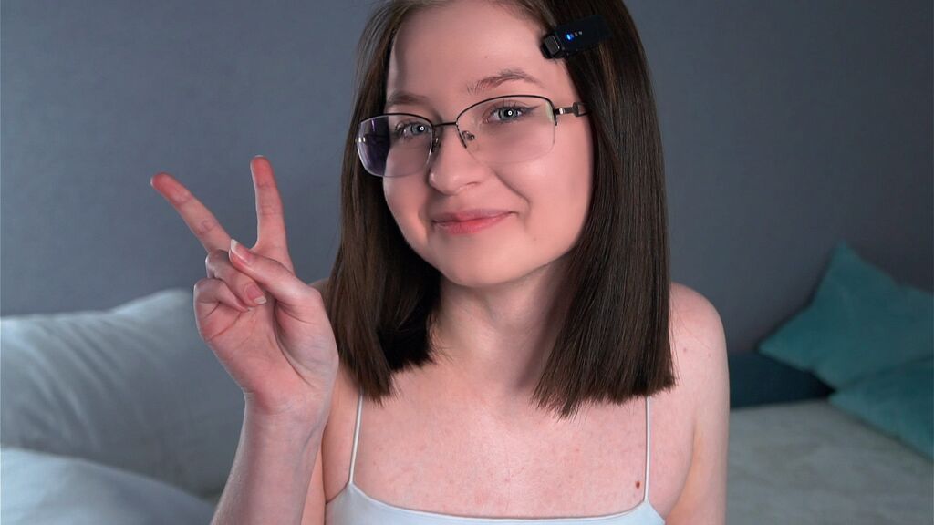 BlissBeckett live cam model at LiveJasmin
