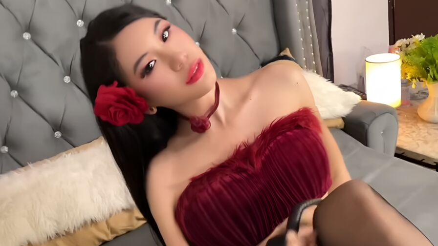 Watch SukiSoju on CoolMagazineOnline.com