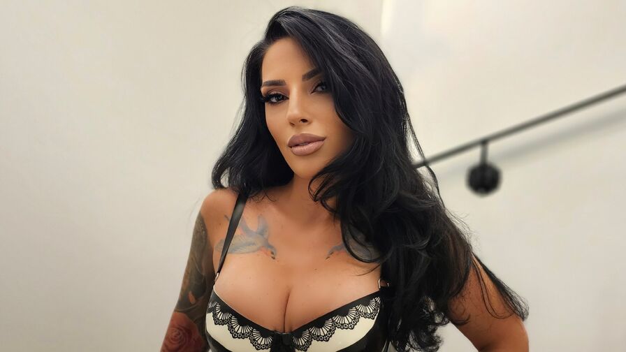 Watch DavinaFraser live on Widestreams