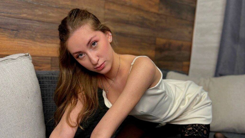 MiaDelRey's profile from Jasmin at GirlsOfJasmin'