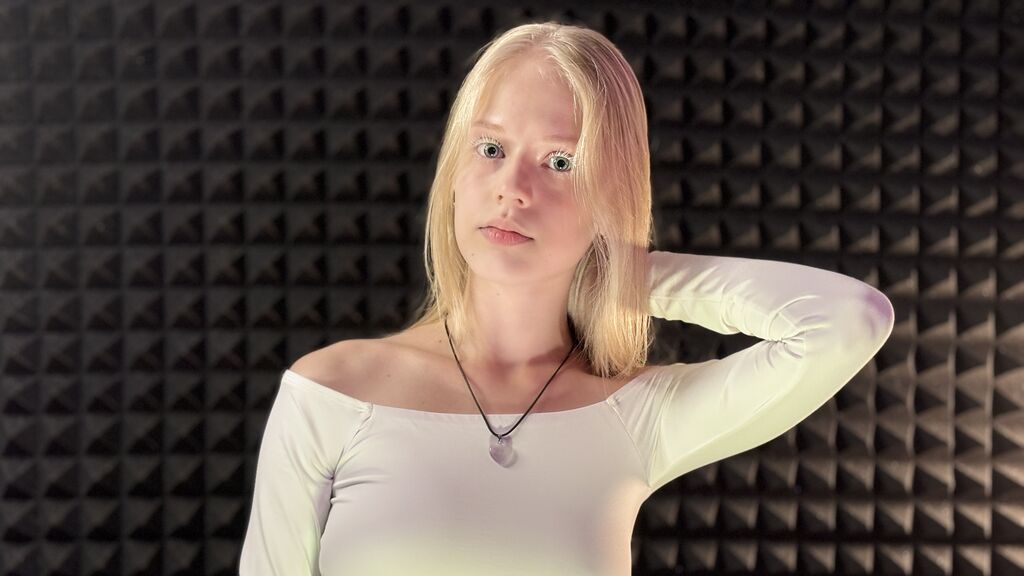 MimiLewis cover