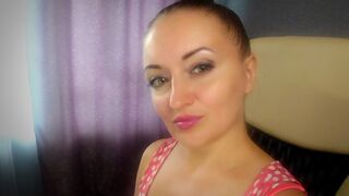 Free Nude BettyMatiko