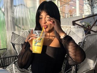 Preview thumbnail of ValeSantana's feed