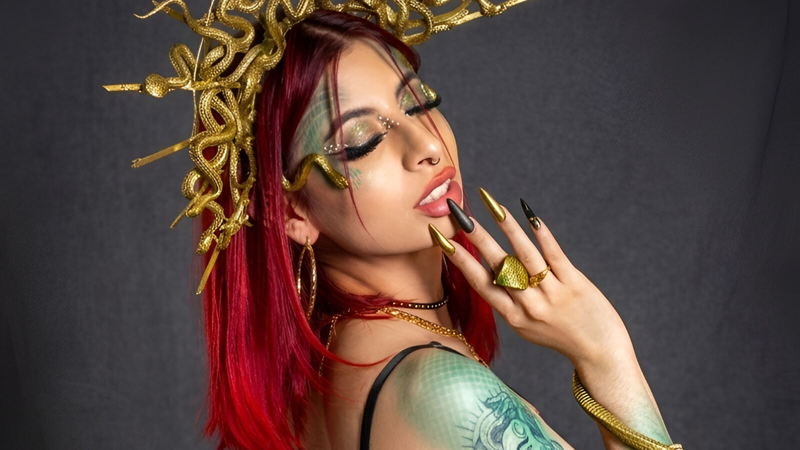 CataleyaDiRose erotic portrait