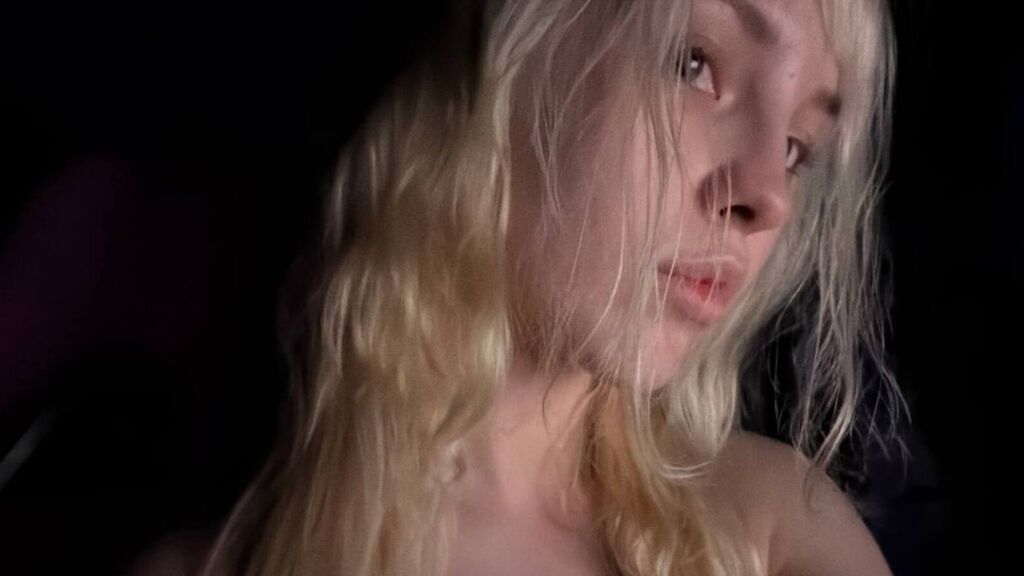  online at GirlsOfJasmin