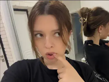 Chat with DevonaChurchey