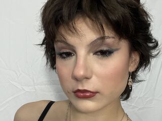 VIVO.webcam Lilkittyy (20) girl with normal breasts