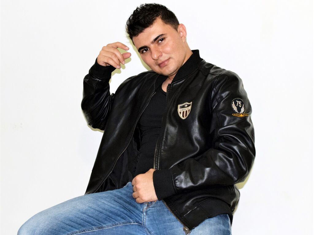 AndreMuller LiveJasmin male free chat preview