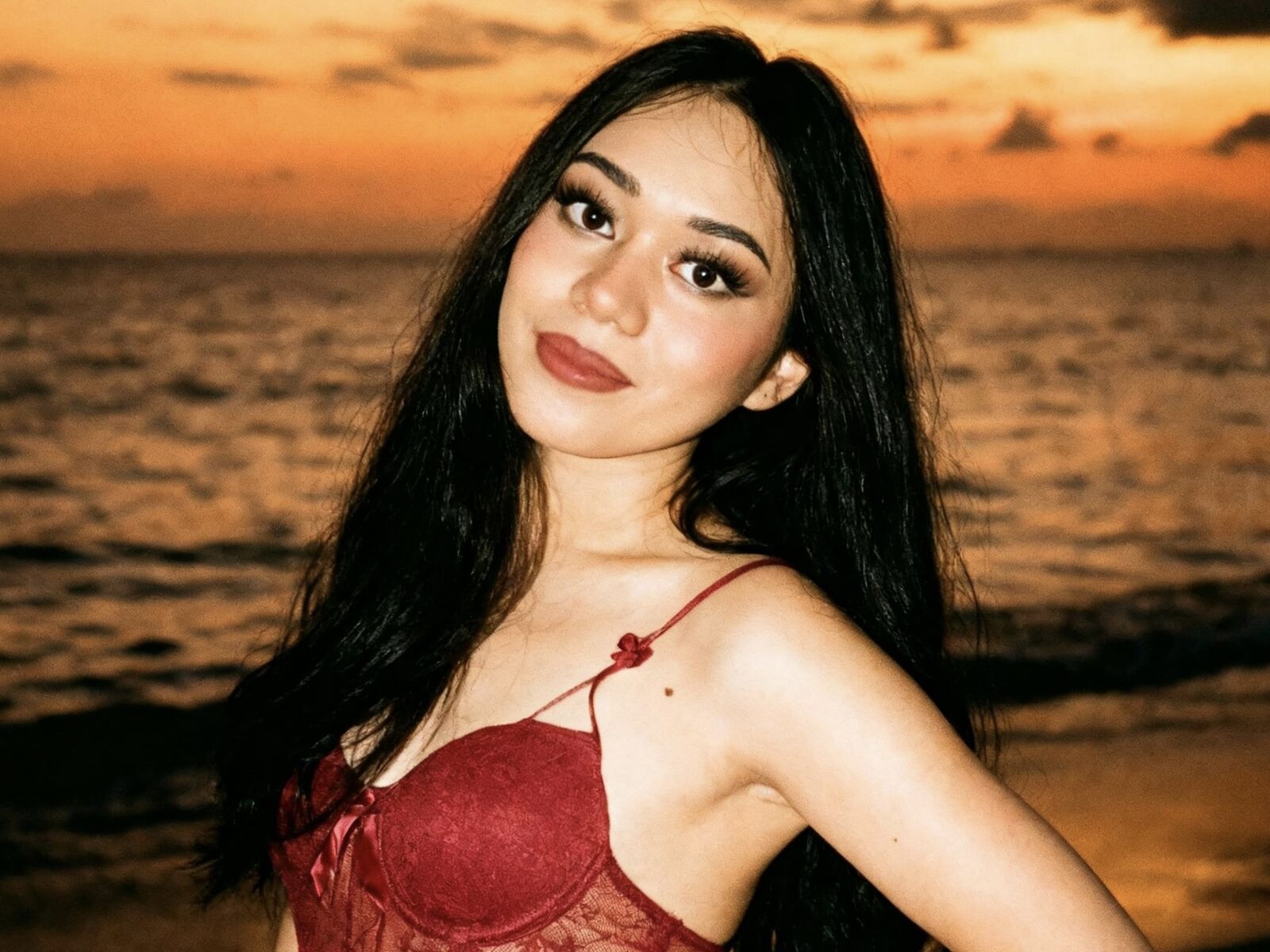 Live cam for SerenaGabriel
