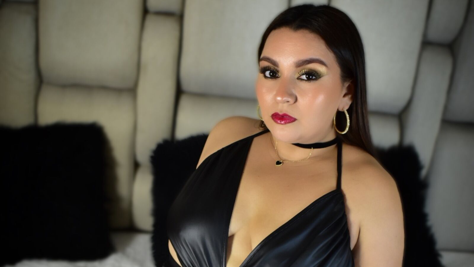 ChloeBelli erotic portrait