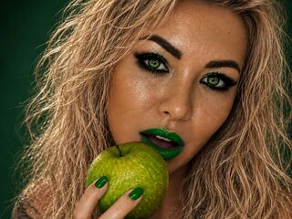 free nude cam Anelise