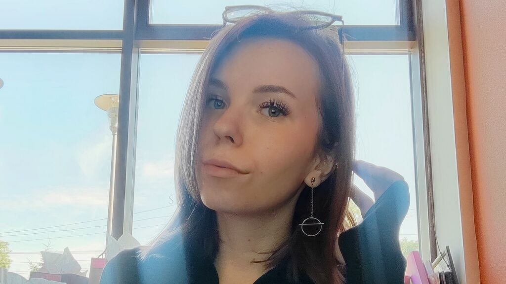 MiaBeal online on GirlsOfJasmin