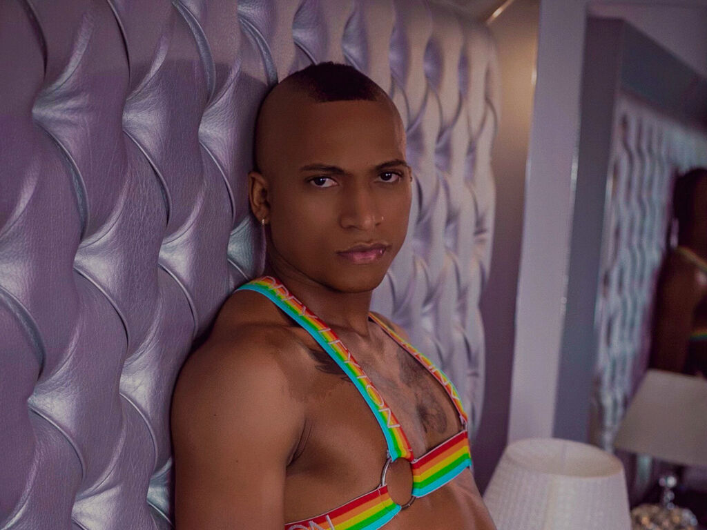 DaveHernandez webcam show