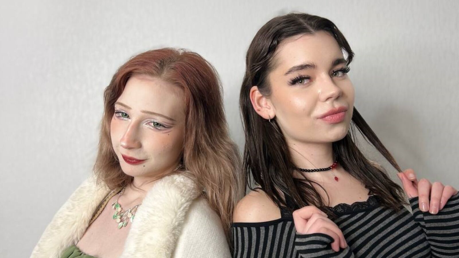 LeonilaAndDahlia erotic portrait