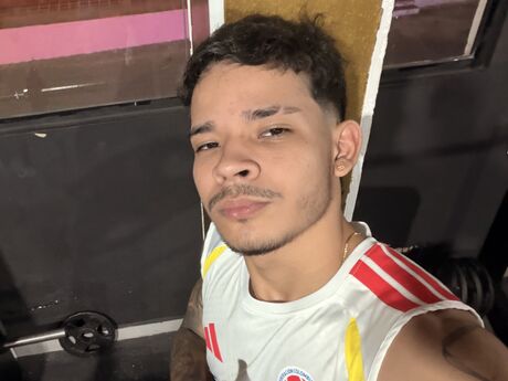 Chat with YilmerRojas